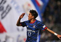 富樫 敬真の今季初得点で2点差とした横浜FM【明治安田Ｊ１ 第2節 横浜FMvs札幌】