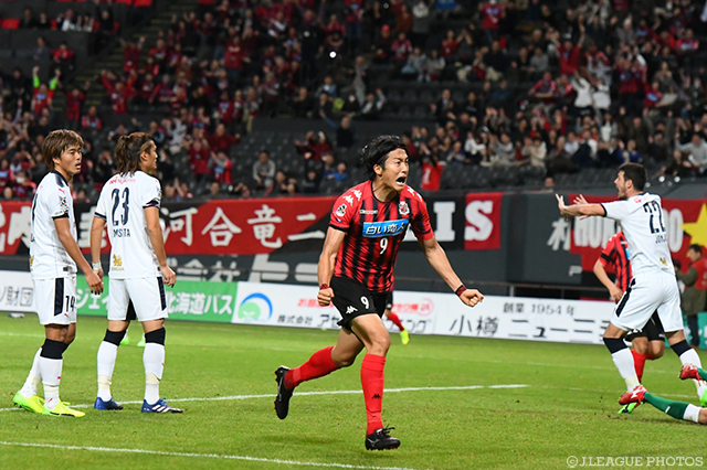 73分に今季チーム初ゴールとなる同点ヘッドを決めた都倉 賢（札幌）【明治安田Ｊ１ 第3節 札幌vsＣ大阪】