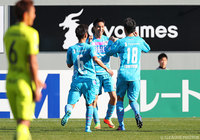 前半終了間際に原川 力のFKで先制した鳥栖【明治安田Ｊ１ 第3節 鳥栖vs広島】