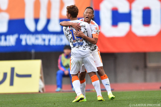 2試合連続ゴールで勢いをもたらした鄭 大世（清水）【明治安田Ｊ１ 第3節 新潟vs清水】