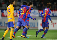 ピーター ウタカのシュートのこぼれ球を押し込んだ橋本 拳人（FC東京）【ルヴァンカップ GS 第1節 FC東京vs仙台】