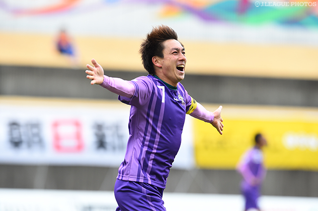 試合終盤に左足で決勝ゴールを決めた枝本 雄一郎（藤枝）【明治安田Ｊ３ 第2節 藤枝vsＦ東23】