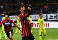 決勝のオウンゴールを誘発したキム ミンテ（札幌）【明治安田Ｊ１ 第4節 札幌vs広島】