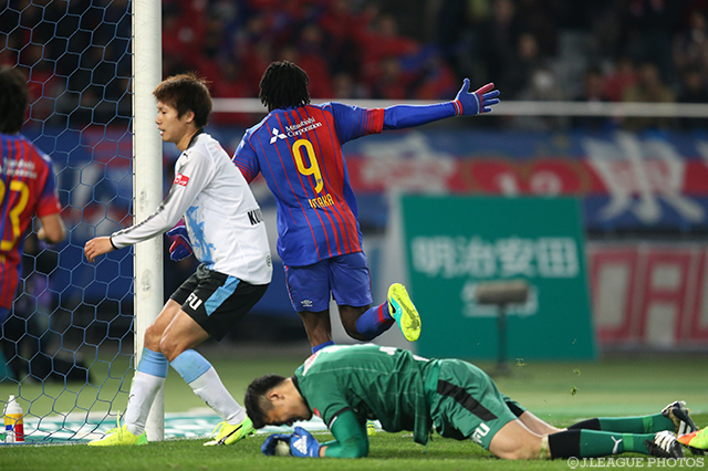 途中出場で1ゴール1アシストの活躍を見せたピーター ウタカ（FC東京）【明治安田Ｊ１ 第4節 FC東京vs川崎Ｆ】