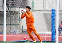 強風に苦しめられた清水 慶記（群馬）【明治安田Ｊ２ 第4節 群馬vs町田】