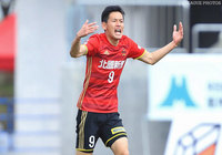 1点を返し、反撃の狼煙を上げた佐藤 洸一（金沢）【明治安田Ｊ２ 第5節 金沢vs町田】