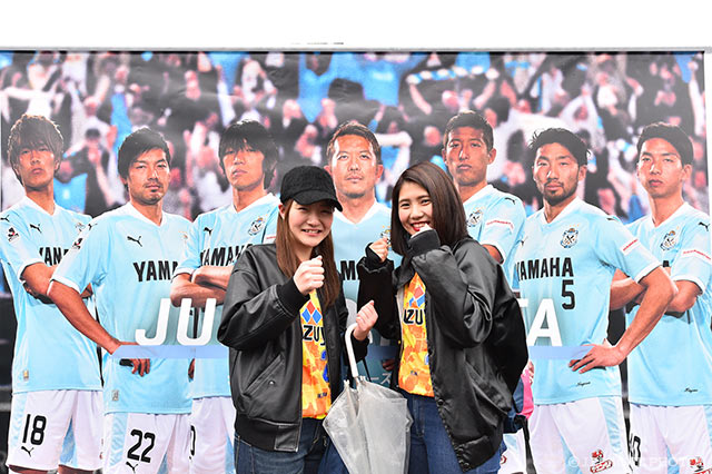 ライバルチームと一緒にパチリ！？でも試合は譲りません！【明治安田Ｊ１ 第5節 磐田vs清水】