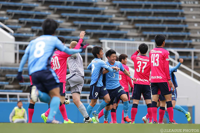 土壇場でこの日２点目となる同点ゴールを決めた宗近 慧（YS横浜）