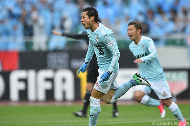 6分に森下 俊のダイビングヘッドで幸先良く先制した磐田【明治安田Ｊ１ 第5節 磐田vs清水】