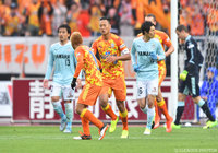 豪快なバイシクルシュートで意地の1点を返した鄭 大世（清水）【明治安田Ｊ１ 第5節 磐田vs清水】