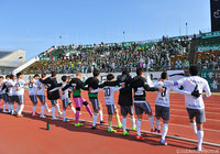 今季2度目の完封勝利を喜ぶ松本の選手達【明治安田Ｊ２ 第6節 徳島vs松本】