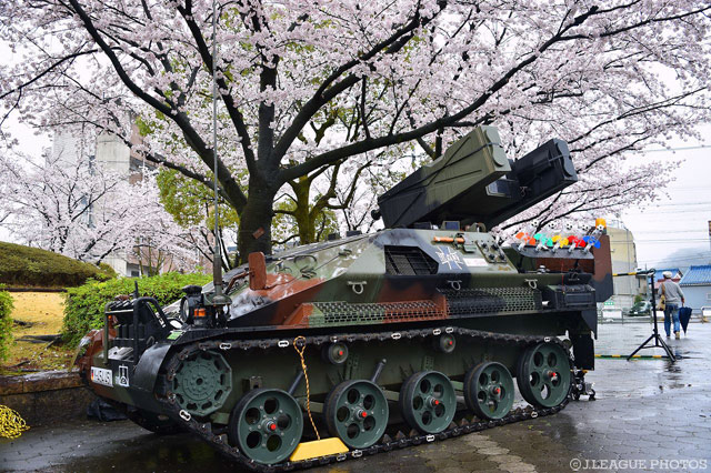 実物大「ヴィーゼル空挺戦闘車」迫力バツグンです！【明治安田Ｊ２ 第7節 岐阜vs水戸】