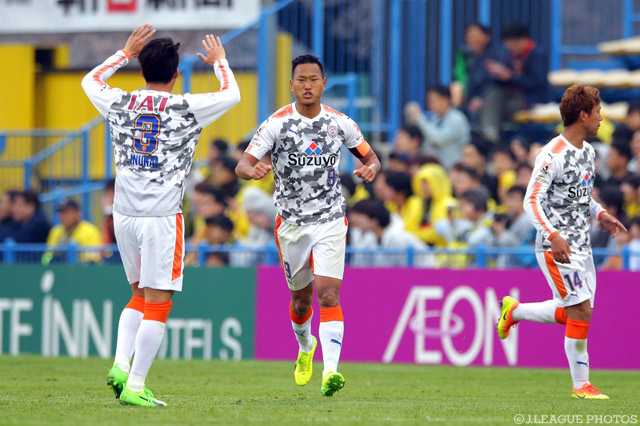 2試合連続のゴールをあげた鄭 大世（清水） 【明治安田Ｊ１ 第6節 柏vs清水】