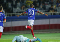 マルティノスの先制ヘッドでリードを奪った横浜FM【明治安田Ｊ１ 第6節 横浜FMvs磐田】