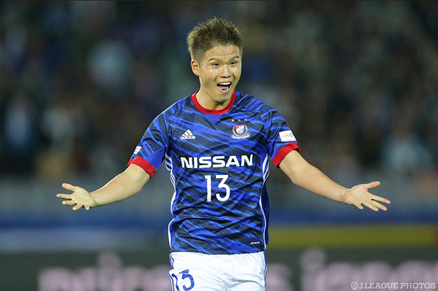 ゴール左隅へと鮮やかな決勝ゴールを決めた金井 貢史（横浜FM）【明治安田Ｊ１ 第6節 横浜FMvs磐田】