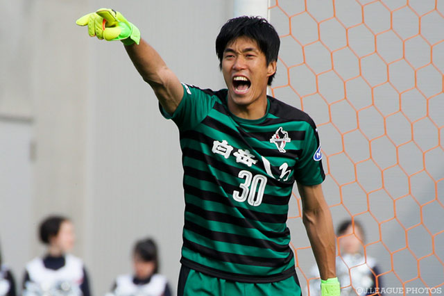 古巣との対戦でＪ２通算100試合出場を達成した佐藤 昭大（熊本）【明治安田Ｊ２ 第7節 愛媛vs熊本】