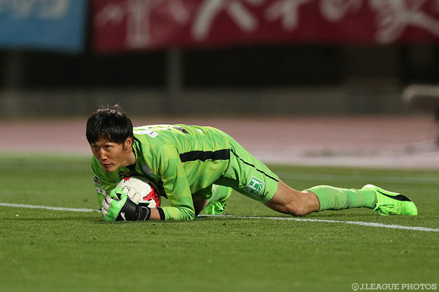 ゴールを守り抜き、無失点に抑えた岡 大生（甲府）【ルヴァンカップ GS 第2節 甲府vsＣ大阪】
