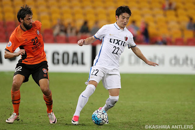 CKからポスト直撃の惜しいヘディングシュートを放った西 大伍（鹿島）【ＡＣＬ GS MD4 ブリスベンロアーvs鹿島】