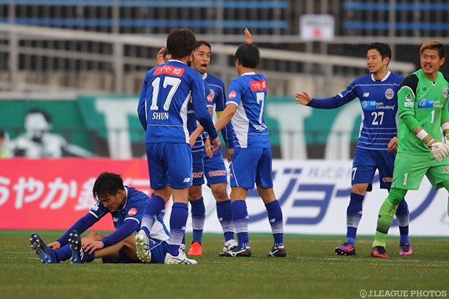 虎の子の1点を守り抜き、今季初連勝を果たした山形【明治安田Ｊ２ 第8節 山形vs東京Ｖ】