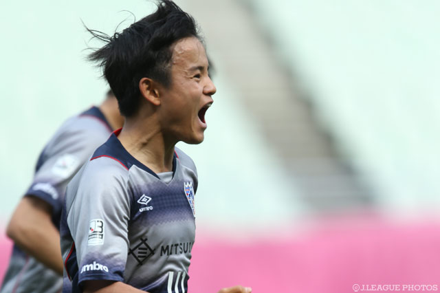 先制点を挙げ、喜びを爆発させる久保 建英（Ｆ東23）【明治安田Ｊ３ 第5節 Ｃ大23vsＦ東23】