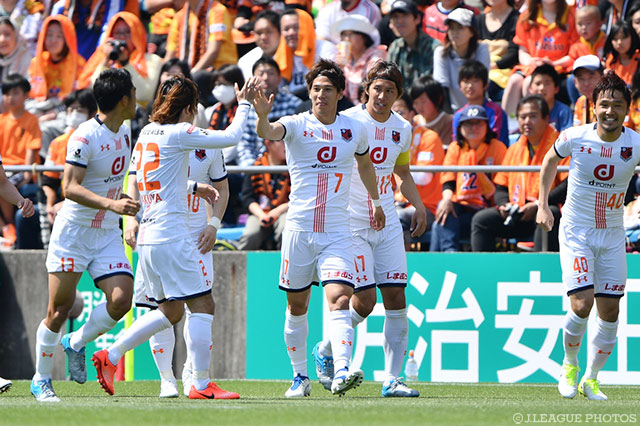 江坂 任の先制ヘッドでリードを奪った大宮【明治安田Ｊ１ 第7節 清水vs大宮】