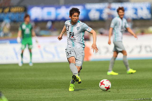 Ｊ２通算150試合出場を達成した山瀬 功治（福岡）【明治安田Ｊ２ 第9節 水戸vs福岡】