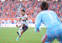 試合を決めるダメ押しのPKを決めた大久保 嘉人（FC東京）【明治安田Ｊ１ 第8節 新潟vsFC東京】