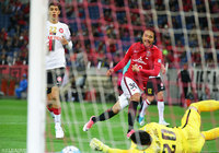 華麗なコンビネーションからのダメ押し点を決めた興梠 慎三（浦和）【ＡＣＬ GS MD5 浦和vsウェスタンシドニー】