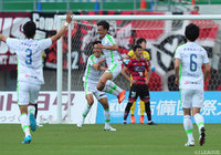 試合終了間際の追加点で試合を決定付けた杉岡 大暉（湘南）【明治安田Ｊ２ 第10節 岡山vs湘南】