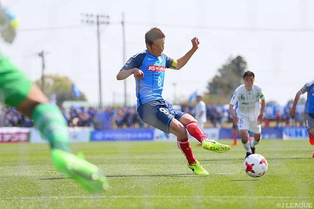 先制PKを決め、3試合連続得点の林 陵平（水戸）【明治安田Ｊ２ 第10節 水戸vs町田】