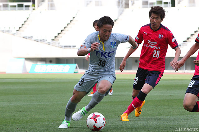 FKから正確なキックで決勝点をアシストした宮崎 泰右（栃木）【明治安田Ｊ３ 第6節 Ｃ大23vs栃木】