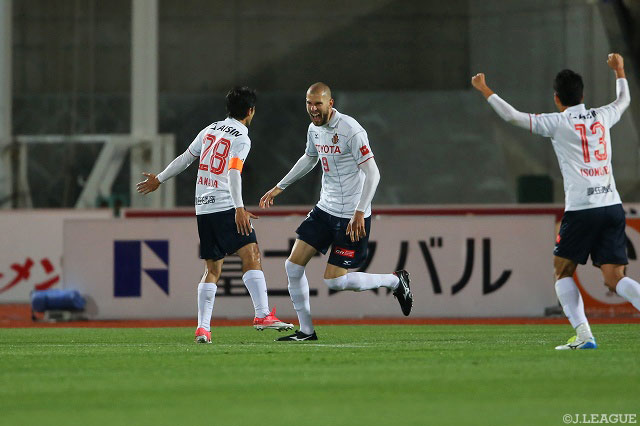 シモビッチの逆転ゴールなどで3試合ぶりの白星を挙げた名古屋【明治安田Ｊ２ 第10節 群馬vs名古屋】