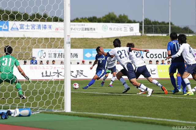 追加点を押し込み、ホーム連勝に貢献した中村 亮太（沼津）【明治安田Ｊ３ 第6節 沼津vs鹿児島】