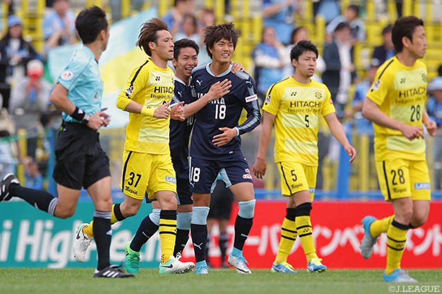 GKの逆を突いてPKを決め、2試合連続ゴールの小川 航基（磐田）【ルヴァンカップ GS 第4節 柏vs磐田】