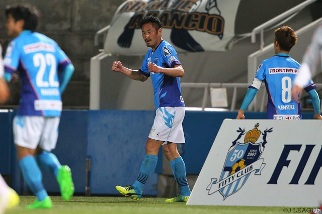 大久保 哲哉が今季初得点を決め、3試合連続4ゴールの横浜FC【明治安田Ｊ２ 第11節 横浜FCvs愛媛】