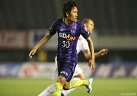 同点ゴールに絡んだ柴﨑 晃誠（広島）【明治安田Ｊ１ 第10節 広島vs神戸】