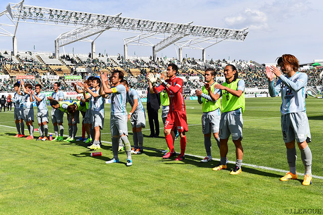 1点リードを守り抜き、アウェイで勝点3を積み上げた福岡【明治安田Ｊ２ 第12節 松本vs福岡】