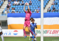 好セーブで長崎の攻撃をシャットアウトした笠原 昂史（水戸）【明治安田Ｊ２ 第12節 長崎vs水戸】