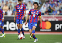 FKからバー直撃の惜しいシュートを放った兵働 昭弘（甲府）【明治安田Ｊ１ 第10節 甲府vs磐田】