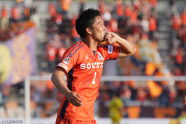 逆転ゴールを奪い、ホーム4連勝に導いた浦田 延尚（愛媛）【明治安田Ｊ２ 第12節 愛媛vs山口】