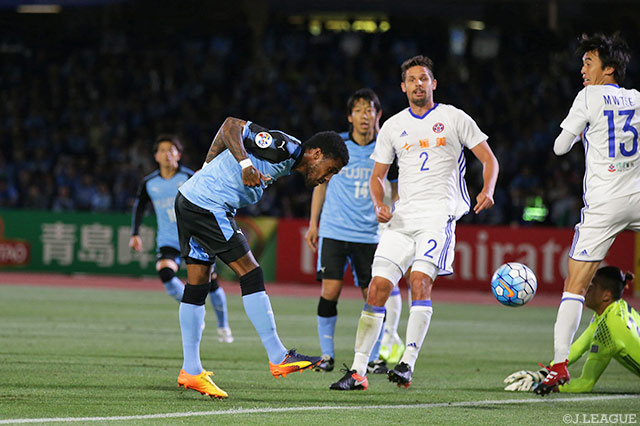 ハイネルが先制ヘッドを叩き込み、リードを奪った川崎Ｆ【ＡＣＬ GS MD6 川崎ＦvsイースタンSC】