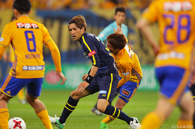 今大会3試合連続の先発フル出場で中盤を支えた細貝 萌（柏）【ルヴァンカップ GS 第5節 仙台vs柏】