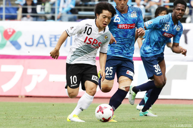  惜しいミドルシュートを放つなど攻撃の中心として躍動した高木 善朗（東京Ｖ）【明治安田Ｊ２ 第13節 讃岐vs東京Ｖ】