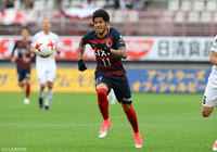 1点差に詰め寄る反撃のゴールを挙げたレアンドロ（鹿島）【明治安田Ｊ１ 第11節 鹿島vs神戸】