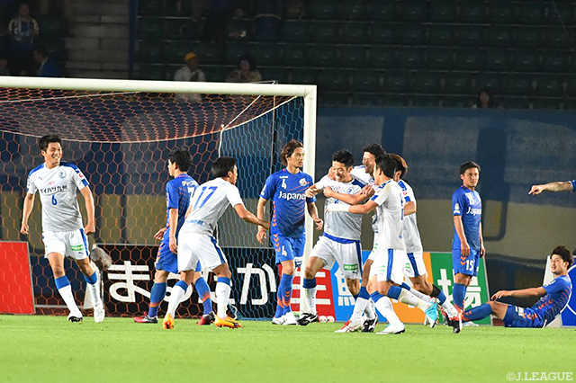 76分にセットプレーから均衡を破るヘッドを決めた竹内 彬（大分）【明治安田Ｊ２ 第14節 長崎vs大分】