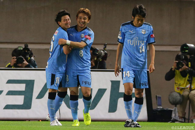 阿部 浩之（#8）の3試合連続得点で先制した川崎Ｆ【明治安田Ｊ１ 第12節 鹿島vs川崎Ｆ】