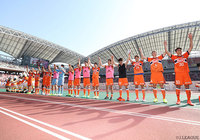 昨年8月以来となるホーム勝利で最下位を脱出した新潟【明治安田Ｊ１ 第12節 新潟vs札幌】