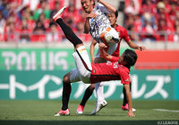 24分に先制のバイシクルシュートを決めた興梠 慎三（浦和）【明治安田Ｊ１ 第12節 浦和vs清水】