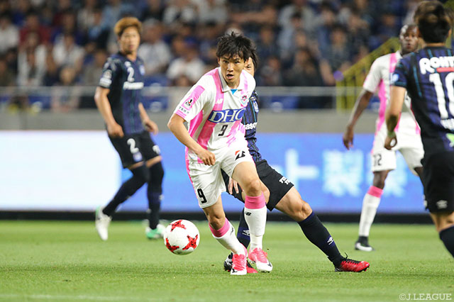 チーム最多4本のシュートでゴールを狙った趙 東建（鳥栖）【明治安田Ｊ１ 第12節 Ｇ大阪vs鳥栖】