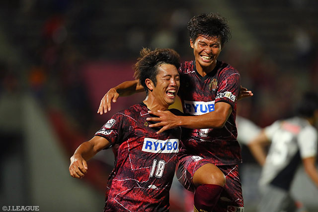 前田 央樹（#18）の2試合連続ゴールで88分に先制した琉球【明治安田Ｊ３ 第9節 琉球vs相模原】